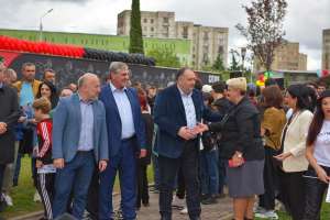 ქუთაისში, სულხან-საბას დასახლებაში მდებარე სკვერში ოლიმპიური კედელი გაიხსნა