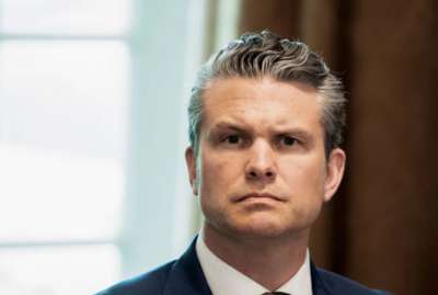 &ldquo;აშშ-მა ნარკოტიკების უკანონო კონტრაბანდაში ჩართული ორი გემი დაბომბა&rsquo; - პიტ ჰეგსეტი