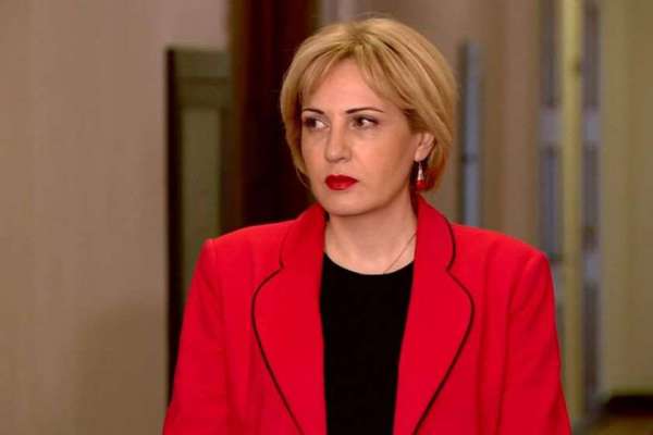 ,,ყველამ კარგად იცის, რომ რადიკალური ოპოზიცია ბრიუსელსა თუ სხვა დედაქალაქებში საქართველოსთვის ვიზალიბერალიზაციის შესაჩერებლად დარბის &quot;- ეკა სეფიაშვილი