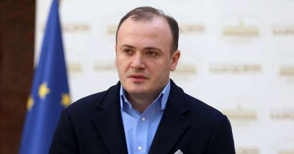 "ზელენსკის ჩვენთან მოკრძალებით საუბარი მოუწევს" - ირაკლი ზარქუა