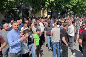 ჭიათურაში მაღაროელების პროტესტი გრძელდება