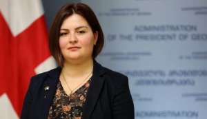 ''პრეზიდენტი ცდილობს, არ იჯდეს იმავე ნავში, რომელშიც ზის &bdquo;ქართული ოცნება&ldquo;, რადგან ეს ნავი ცუდი მიმართულებით მიდის''