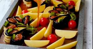 ბადრიჯნის ყვავილი კარტოფილითა და ხორცით