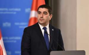 შალვა პაპუაშვილმა &bdquo;უცხოური გავლენის გამჭვირვალობის შესახებ&ldquo; კანონს ხელი მოაწერა