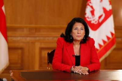 " დაცული უნდა იყოს ყოფილი პრეზიდენტის ღირსება, მისივე ქცევის მიუხედავად" - სალომე ზურაბიშვილი