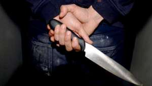 მამაკაცმა ყოფილ მეუღლეს, ლილოს ბაზრობის მიმდებარე ტერიტორიაზე 11 ჭრილობა მიაყენა