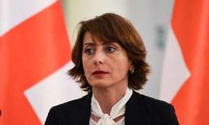 "ჩემს თავს ამ &bdquo;ნაციონალურ მოძრაობაში&ldquo; ვერ ვხედავ, დამოუკიდებელი დეპუტატი ვიქნები"