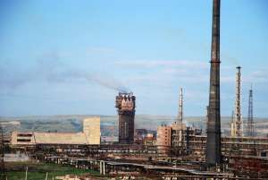 რუსთავში აზოტის ქარხნის ტერიტორიაზე ხარაჩო ჩამოიშალა, დაიღუპა ერთი მუშა