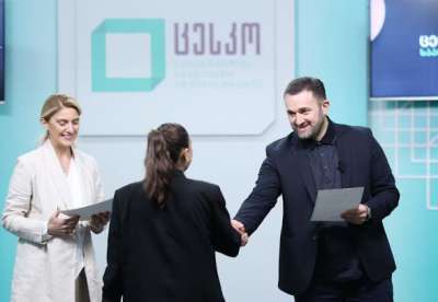 საარჩევნო მედია სკოლის კურსდამთავრებულებს სერტიფიკატები გადაეცათ