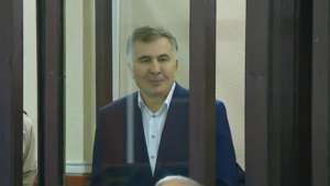 &quot;კლასიკური პარტიიდან უნდა გარდავიქმნათ წინააღმდეგობის მოძრაობად; პარტია არ შეიძლება, იმართებოდეს ჩემი წერილებით&quot; - სტატუსი სააკაშვილი  “ნაცმოძრაობაზე”