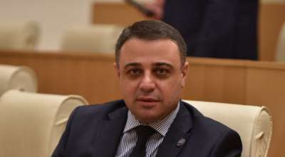 "კოლექტიურ &bdquo;ნაციონალურ მოძრაობას&ldquo; პოლიტიკური გვამის სუნი უდის"- ალუდა ღუდუშაური