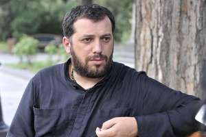 "სააკაშვილი ხორცი არ არის სამარხვო და შობის მარხვაში ნუ შეჭამთ!.." - მამა პეტრე