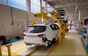 სომხეთმა პირველი &bdquo;ეროვნული&ldquo; ავტომობილის წარმოება დაიწყო