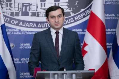 "ნაციონალური მოძრაობის&ldquo; არც ერთ არჩეულ დეპუტატს მანდატზე უარი არ უთქვამს"