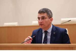 " გაგვცენ პასუხი კითხვაზე: როგორ შეიძლება, საქართველოში, დემოკრატიას ძირს უთხრიდეს ზუსტად იგივე რამ, რაც ამერიკასა და საფრანგეთში ძირს უმაგრებს დემოკრატიას?! " -მამუკა მდინარაძე ბაიდენისა და მაკრონის განცხადებაზე