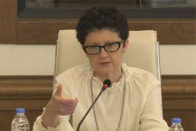 &ldquo;უკვე მივხვდი, რომ ის, რასაც ჩვენი სამართალი და ევროპული კონვენცია ეფექტურ კონტროლს ეძახის, თქვენ, &bdquo;გაგნებაში არ ხართ&ldquo; რას ნიშნავს &ndash; შს მინისტრმა ეფექტური კონტროლი რა არის, მინიმუმ უნდა იცოდეს&rdquo; - თეა წულუკიანი გიორგი გახარიას