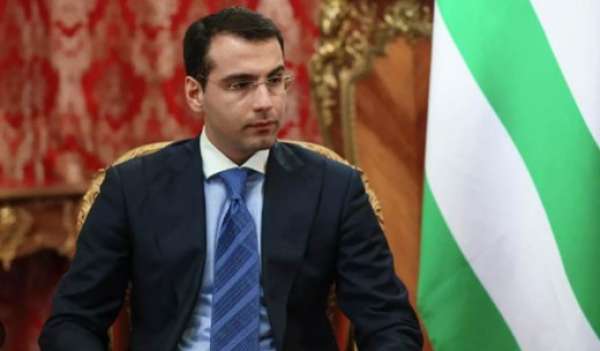 &quot;აფხაზეთის ხელისუფლება არ იმსჯელებს სახელმწიფოს სუვერენულ სტატუსზე არცერთ მოედანზე&quot; - ინალ არძინბა