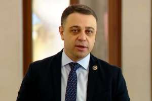 "სააკაშვილმა ტყუილებში ყველას გაუსწრო, 600 დღე კვდებოდა, 600 დღე პოლიტიკიდან მიდიოდა, შემდეგ ქართული დაავიწყდა"