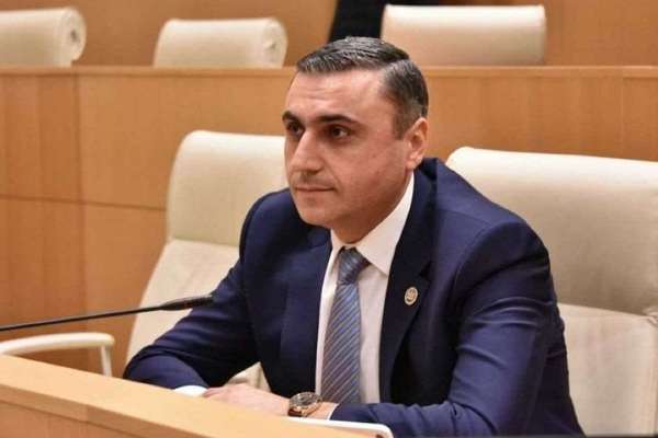 &quot;რადიკალურ ოპოზიციას მოუწევს განმარტებების გაკეთება და პასუხის გაცემა, რა პოზიციაზე დგანან, თუ „ქართული ოცნების“ მიერ მომზადებულ კონსტიტუციურ კანონპროექტს არ ეთანხმებიან&quot; - დავით მათიკაშვილი