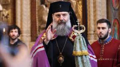 "გილოცავთ გიორგობას, წმინდა გიორგის ლოცვით უფალმა გააძლიეროს, გაამთლიანოს საქართველო, დაიფაროს ჩვენი ეკლესია და ყოველი თქვენგანი"