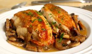 ქათმის მკერდი სოკოთი