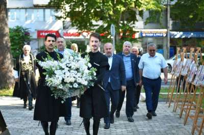 ქუთაისში , ცხინვალის რეგიონის უკანონო ოკუპაციის მიზნით, რუსეთის ფედერაციის მიერ საქართველოში განხორციელებული ფართომასშტაბიანი სამხედრო ინტერვენციის შედეგად დაღუპულთა ხსოვნას მიაგეს პატივი