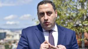 "სალომე ზურაბიშვილმა უნდა შეიწყალოს არა მარტო ნიკა გვარამია, არამედ მიხეილ სააკაშვილიც"