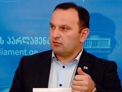 "სააკაშვილს თუ არაფერი სჭირს, სასამართლოდან &bdquo;ვივამედამდე&ldquo; ერთი კილომეტრია, წაეყვანათ, ვნახავდით, რომ ჯანმრთელად არის"