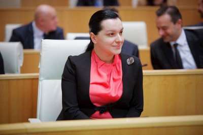 "ერთი პარტიის ხელში არ უნდა იყოს მთელი ძალაუფლება"