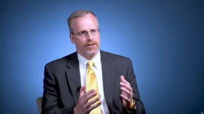 "ვფიქრობ, პრეზიდენტის იმპიჩმენტი არ არის სწორი გადაწყვეტილება"- დევიდ კრამერი