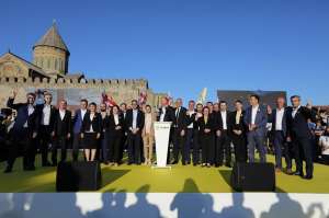 "ლელომ" მაჟორიტარი დეპუტატობის კანდიდატები წარადგინა