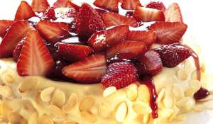 მარწყვის ტორტი