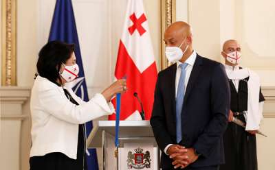 აღფრთოვანებული ვარ ამ ქვეყნითა და მისი ხალხით - ჯეიმს აპატურაი