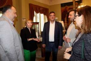 ქუთაისის საჯარო ბიბლიოთეკაში პროექტის პრეზენტაცია, სახელწოდებით ბაუჰაუზის მემკვიდრეობა და "თეთრი ქალაქი" გაიმართა