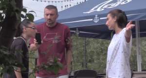 მახინჯო და გაუნათლებელო - ქუთაისში ჟურნალისტებსა და გადამღებ ჯგუფს შეურაცხყოფა მიაყენეს