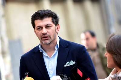 "კარგი იქნება, სააკაშვილს დაუსვათ შეკითხვა, როდის გაიარა საბრძოლო წვრთნები: ომამდე თუ ომის შემდეგ"