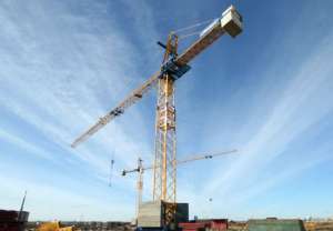 ტრაგედია ინდოეთში - ამწეს ჩამოვარდნას მსხვერპლი მოჰყვა