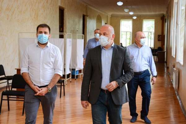 იმერეთში მასობრივი იმუნიზაციის პირველი ცენტრი გაიხსნა