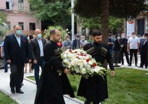 ჩვენს ქვეყანას არასდროს არ შეუწყვეტია დამოუკიდებლობისთვის ბრძოლა - ზვიად შალამბერიძე