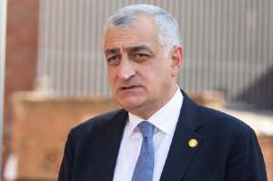 "მოვითხოვთ, საქართველოს ხელისუფლებამ გადმოაცემინოს მკვლელები" - მამუკა ხაზარაძე