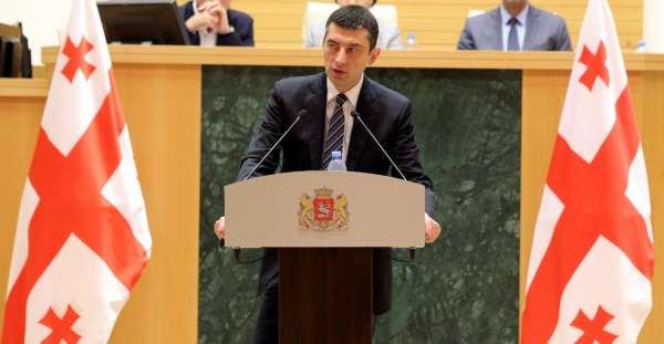 &quot;თუ არ გვეხმარებით ქვეყნისათვის ძალზე მწვავე დროს, ხელს მაინც ნუ შეგვიშლით!&quot;- გახარია ოპოზიციას