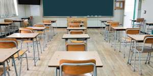 რა შემთხვევაში შეიძლება ორ სკოლაში მუშაობა- განათლების სამინისტრო