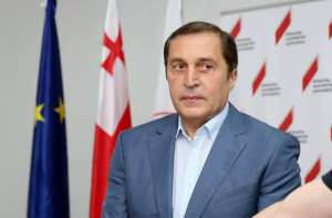 ,,რა დავაშავე, რომ ჩემს დასთან, ჩემს შვილებთან და მეუღლესთან არ შემიძლია დარეკვა?"- პაატა ბურჭულაძე