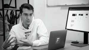 &bdquo;მამა არ ვიცი ვინ არის, მაგრამ უბრალოდ ეს ბიჭი იყო სასწაული ადამიანი" - მამა ნექტარიოს მჭედლიძე