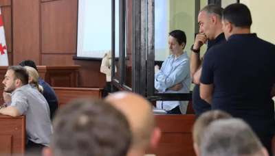 “საქართველოში ჩემი საკნიდან ევროპას ვემუდარები, რუსეთის ხელში არ მიგვატოვოს - არ დასაჯოთ რიგითი მოქალაქეები უვიზო რეჟიმის გაუქმებით, მიზანში ამოიღეთ ნამდვილად პასუხისმგებელი პირები” - მზია ამაღლობელი The Guardian-ის სტატიაში