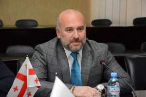 ზვიად შალამბერიძე მთავრობას ქუთაისის აეროპორტის და "საქართველოს რკინიგზის&ldquo; დამაკავშირებელი პროექტის დამტკიცების გამო მადლობას უხდის