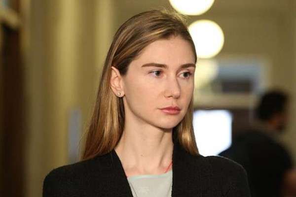 &quot;გახარიამ უნდა მიიღოს გადაწყვეტილება, სად დგება ოპოზიციასთან თუ ხელისუფლებასთან&quot;