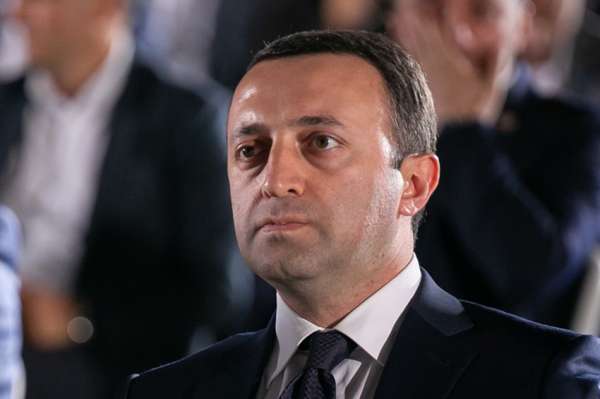 ირაკლი ღარიბაშვილს ბრალი წარედგინა, პროკურატურა აღკვეთის ღონისძიებად მილიონი ლარის გირაოს ითხოვს