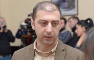 DMO Imereti-ს ხელმძღვანელი "ნაციონალური მოძრაობის" წარმომადგენელს "მე მიყვარს ქუთაისის" ბრენდსტრატეგიის წარდგენას სთხოვს.