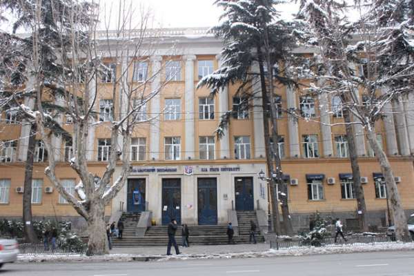 გრიპის ვირუსის გამო ილიას უნივერსიტეტში სწავლა 21 იანვრამდე შეჩერდა